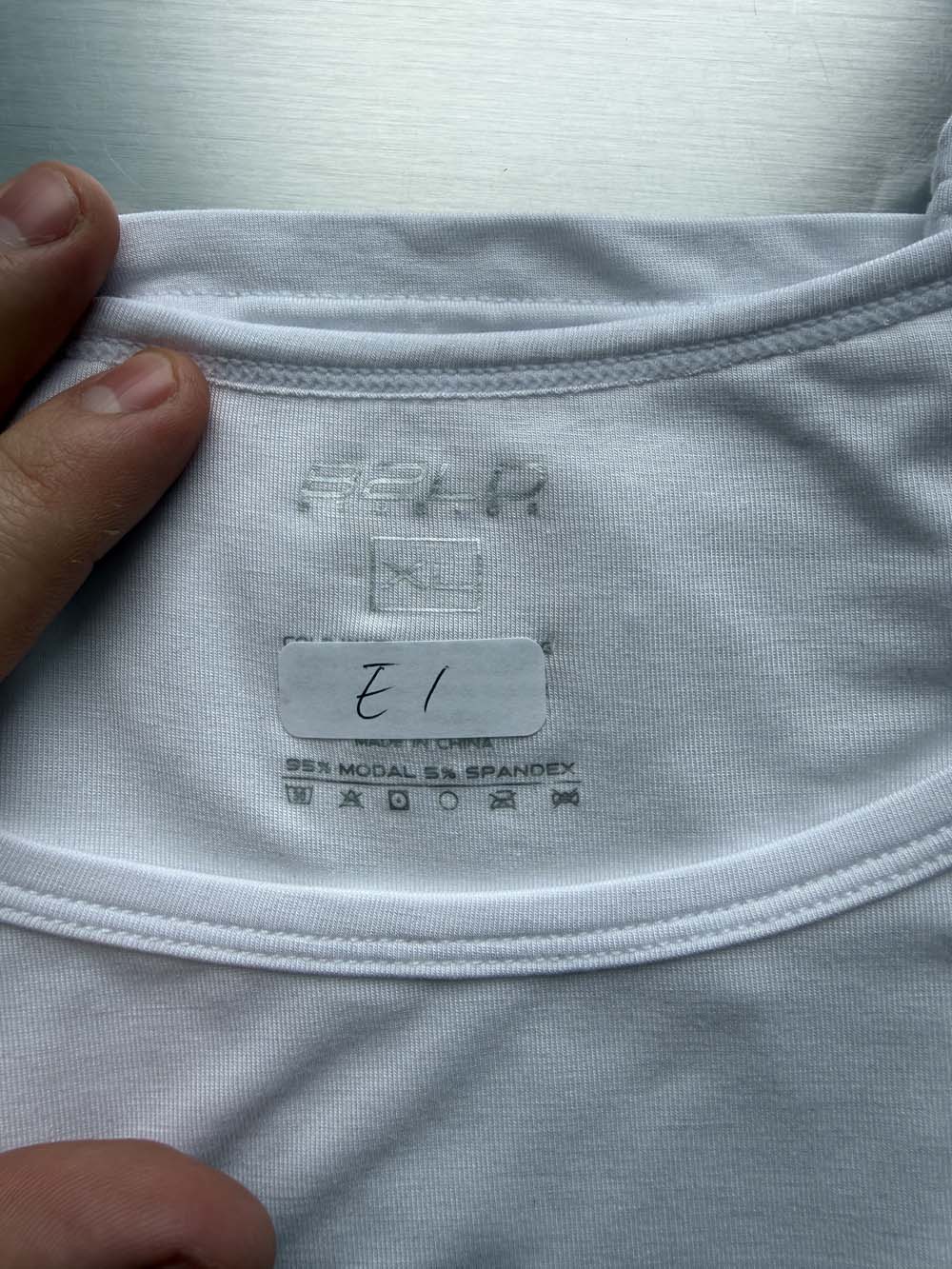 Q.A SALE - LOUNGE SINGLET - WHITE - SIZE XL - E1