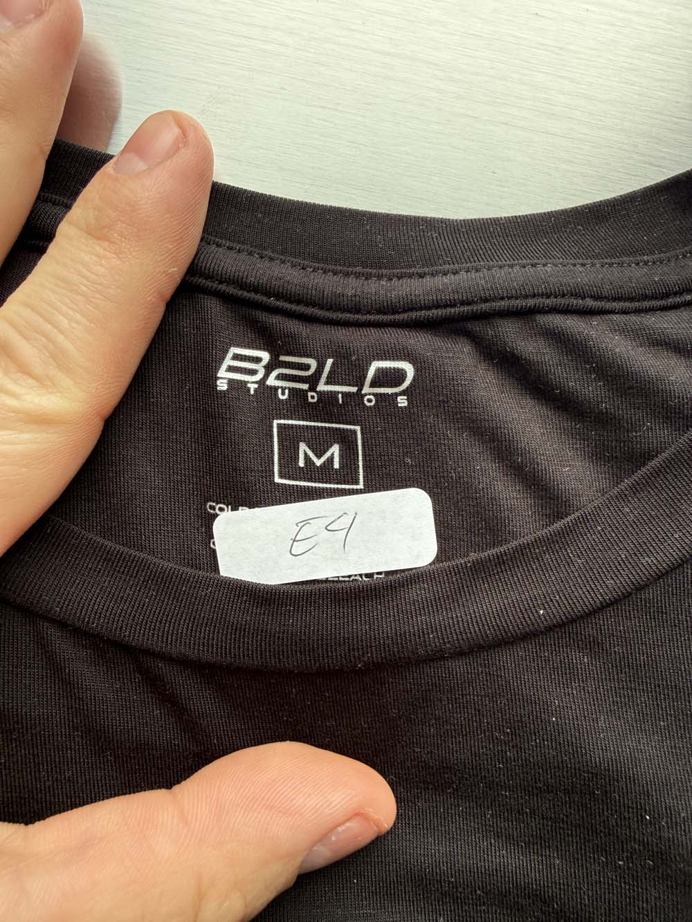 Q.A SALE - LOUNGE TSHIRT - BLACK - SIZE M - E4